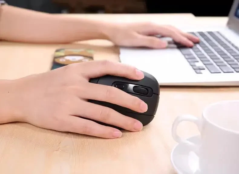 Ergonomische draadloze muis - Verticaal design met 6-knops functionaliteit Delux