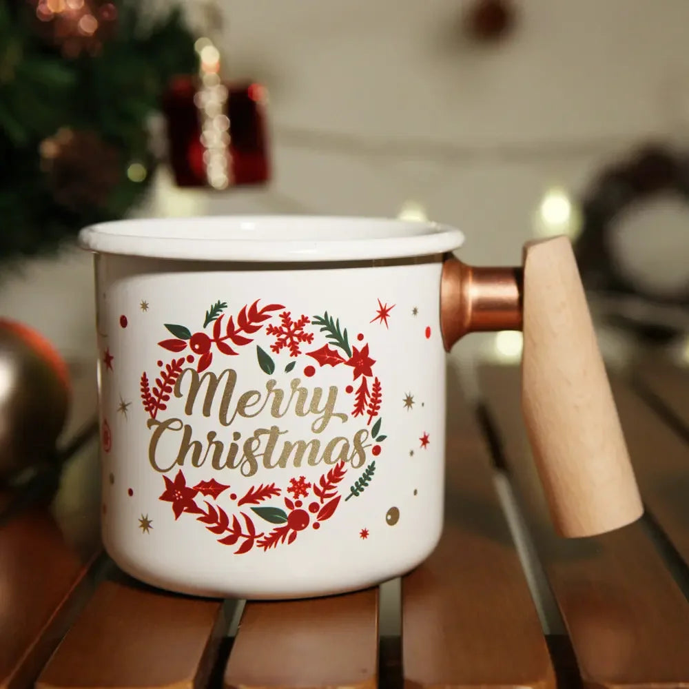 Truvii Emaille Mok met houten handvat - Kerst Limited Edition -Campingbeker - Kampeermok Coolgods